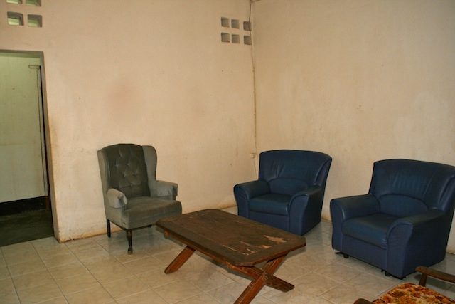 livingroombefore